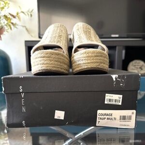 STEVEN by Steve Madden COURAGE Sandal Wedge - TAUPE/7